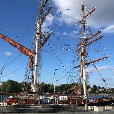 Seeperle Eckernförde Buitenkant foto